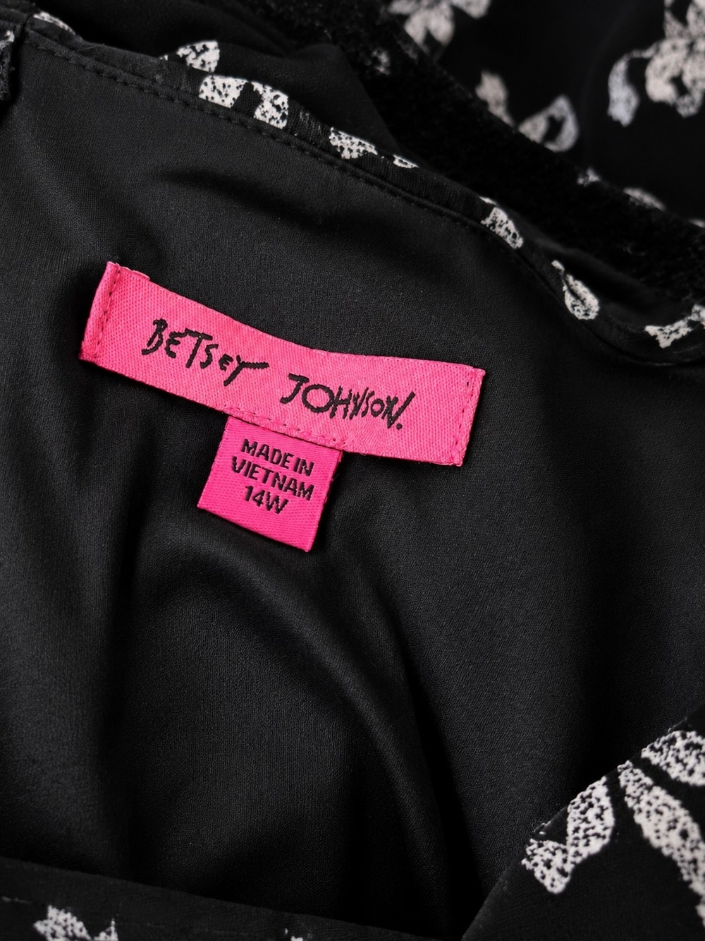 Betsey Johnson NWT 14W Black Floral Chiffon Dress Bow Flutter Sleeves MSRP $144 - Picture 5 of 5